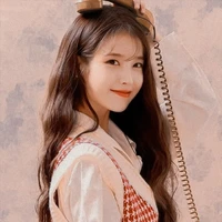 IU (mẹ anh)