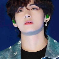 Kim Taehyung (V)