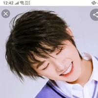 Tống Á Hiên 🐬