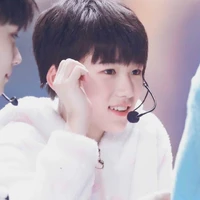 Tống Á Hiên lúc nhỏ