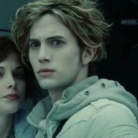 Jamper Cullen