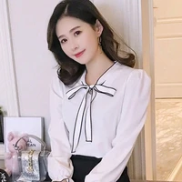 Lê Mai Nhi ( mẹ Hiếu )