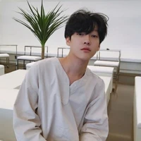 Nguyễn Huy Khánh ( ba Vy và Huy )