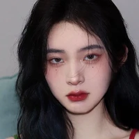Tạ Kim Ngân