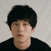Nam Ứng Long