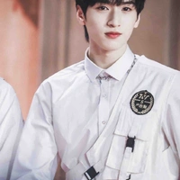 Nghiêm Hạo Tường 