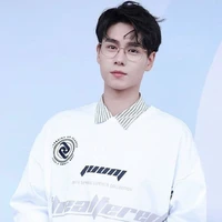 Ngô Bạch / DT