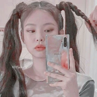 KIM JENNIE