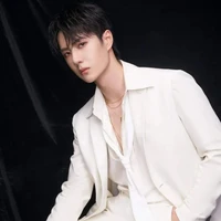Vương Nhất Bác(Wang Yibo)nam9