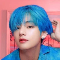 Kim Taehyung - Hắn