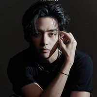 Taehyung: quân sư