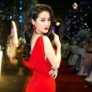 Nhã Phương (Mẹ Y/N)