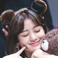 Jihyo (Hyo)