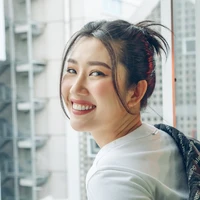 Thúy Ngân bạn thân (Lan Ngọc)