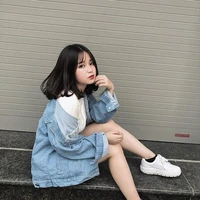 Trần Tuyết Nhi( nó)
