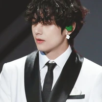 Kim Taehyung - V