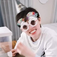 Tống Á Hiên