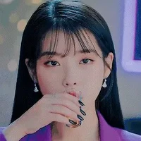 IU #mẹ Y/n