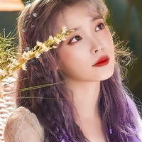 Lee Ji-Eun (IU)