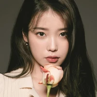 LEE JI EUN