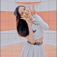 Min Jisoo-sú( chị yoongi)