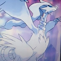Reshiram (pokemon của Rayto)