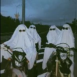 3 đứa thiểu năng :D