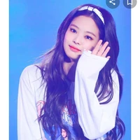 Jennie(Chén)- Chị Min