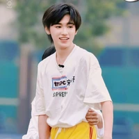 cậu : Tống Á Hiên *🐟*