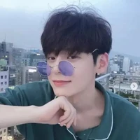 Sư Tử □