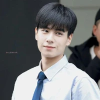 Hồ Nhất Thiên