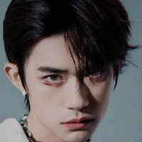 Dịch Dương Thiên Tỉ