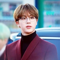 mẹ Y ( Seok Jin)