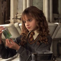 Hermonie Granger<3