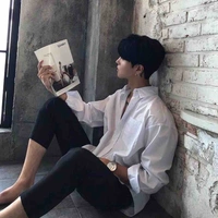 Hoàng Long_ thư kí của anh