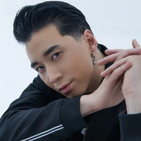 Karik(thích Ngọc,bạn từ nhỏ của Ngọc)