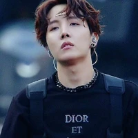 J-Hope/ chàng
