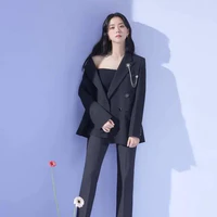 Kim Jisoo(cô)