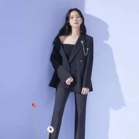 Kim Jisoo(cô)