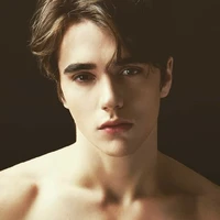 La HimKa Manobal(appa nàng)