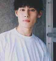 Uông  Trác Thành/bạn TC-KD(Akey)