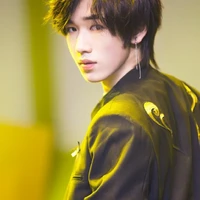 Tống Á Hiên