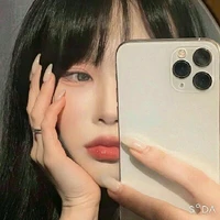 Kim Y/n - cô