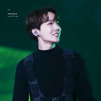 Jung Hoseok - Bạn Thân của anh