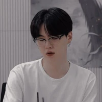Min Yoongi - Anh -