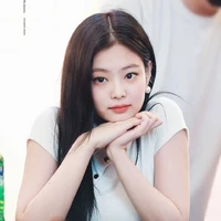 Kim Jennie ( em )