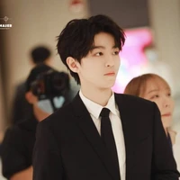 Vương Tuấn Khải