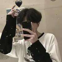 Đặng Lê Minh Hiếu ( anh trai cô)