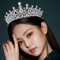 Jennie Kim [em]
