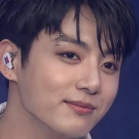 Joen JungKook ( Cô ) Bạn thân Y